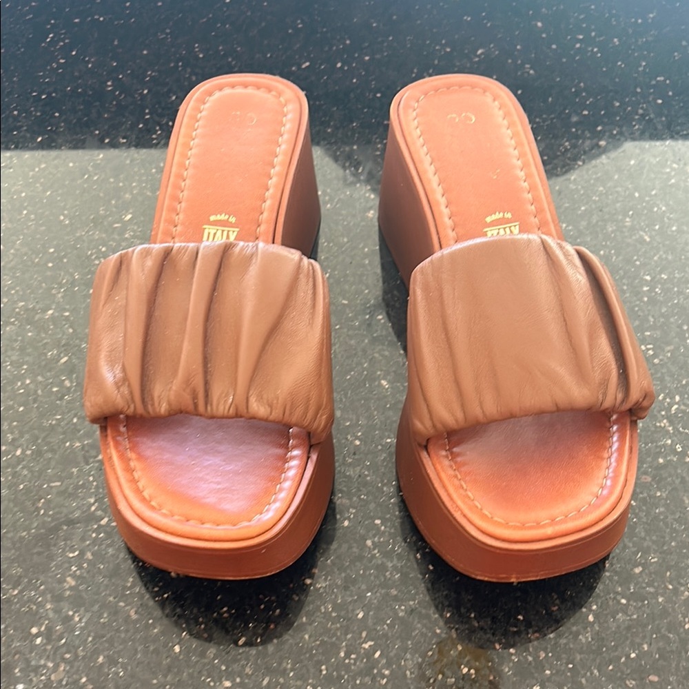 Elegant Brown Leather Women's Slides